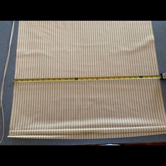 Country Curtains Cloth Roll Up Shade and Valance - Picture 2 of 3